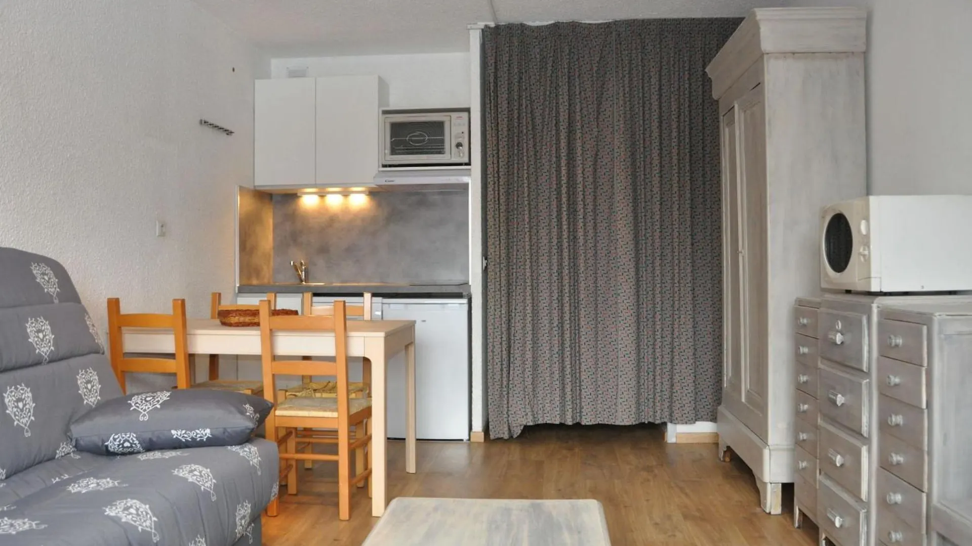 Studio Plein Sud A By Interhome Les Deux Alpes